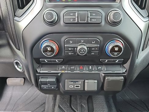 Used 2020 Chevrolet Silverado 1500 LT w/ All-Star Edition image 20