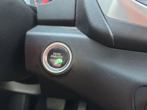 Used 2018 GMC Terrain SLE FWD image 28