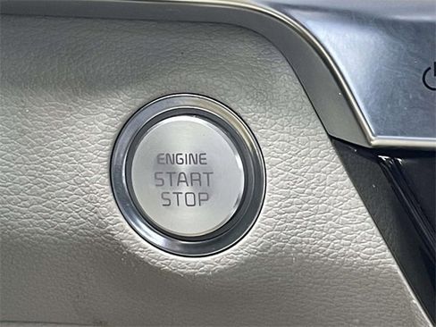 Used 2022 Kia Telluride SX w/ SX Prestige Package image 40