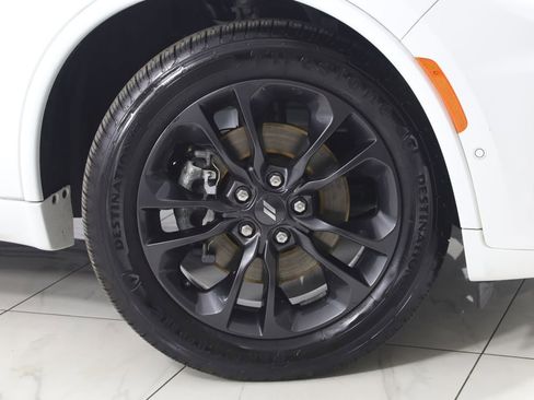 Used 2022 Dodge Durango R/T image 17