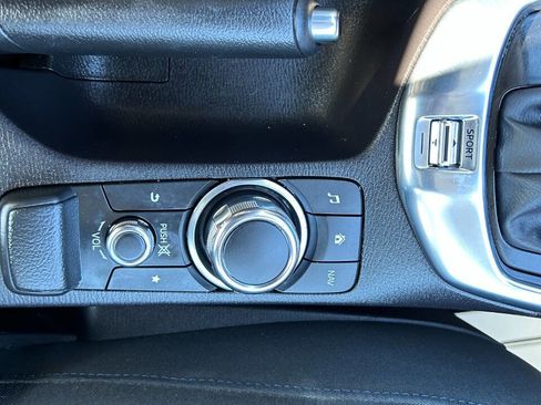 Used 2017 Toyota Yaris iA image 21