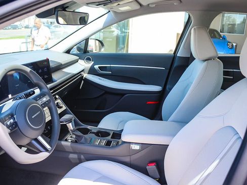 New 2025 Hyundai Sonata SE FWD image 19