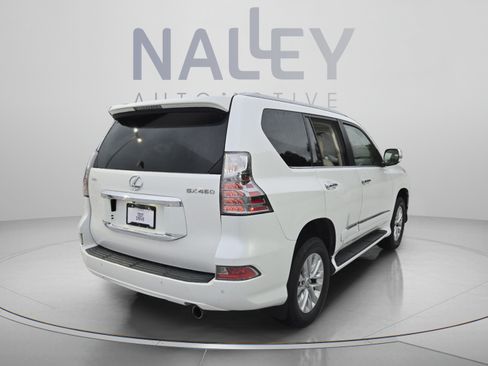 Used 2017 Lexus GX 460 Premium w/ Premium Package AWD/4WD image 5