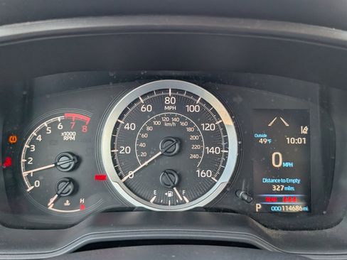 Used 2021 Toyota Corolla LE image 18