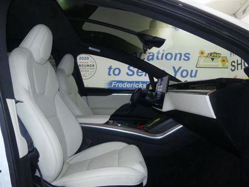 Used 2022 Tesla Model X AWD/4WD image 9