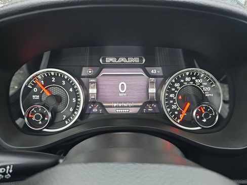 Used 2023 RAM 1500 Laramie image 12