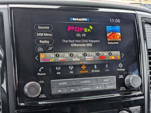 Used 2021 Nissan Titan PRO-4X w/ Pro-4x Convenience Package image 22