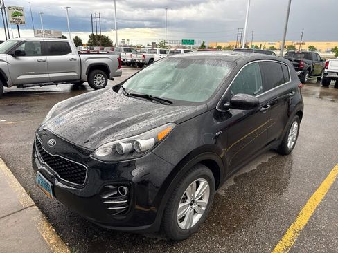 Used 2019 Kia Sportage LX AWD/4WD image 3