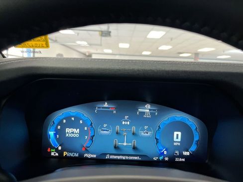 New 2025 Ford Bronco Outer Banks w/ Sasquatch Package image 17