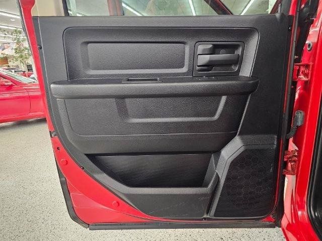 Used 2014 RAM 1500 Express AWD/4WD image 32
