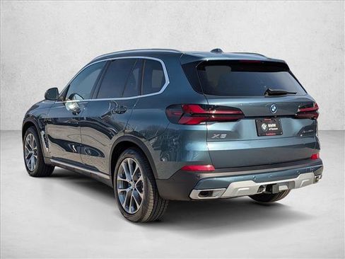 New 2026 BMW X5 xDrive50e image 9