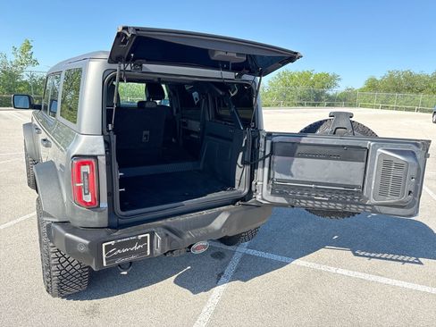 Used 2022 Ford Bronco Wildtrak AWD/4WD image 19