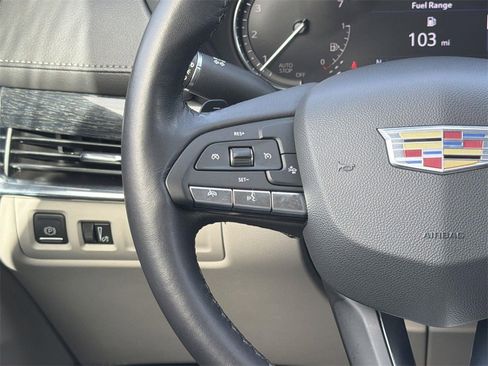 Certified 2023 Cadillac XT4 Premium Luxury image 8
