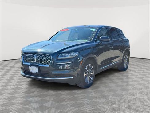 Used 2022 Lincoln Nautilus Reserve image 3