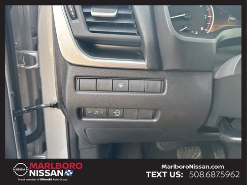 Certified 2023 Nissan Rogue SV image 21