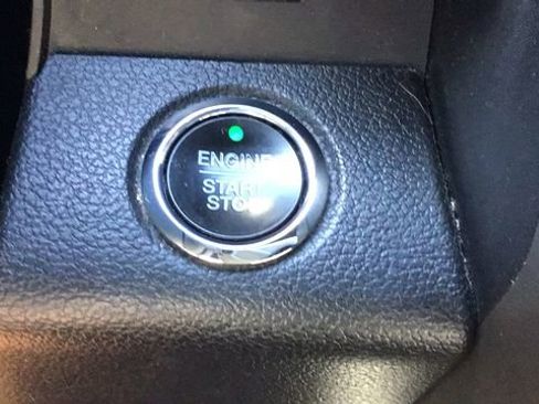 Certified 2020 Ford Expedition XLT w/ Equipment Group 202A image 25