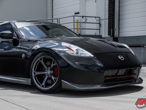 Used 2014 Nissan 370Z NISMO w/ Bose Package RWD image 39