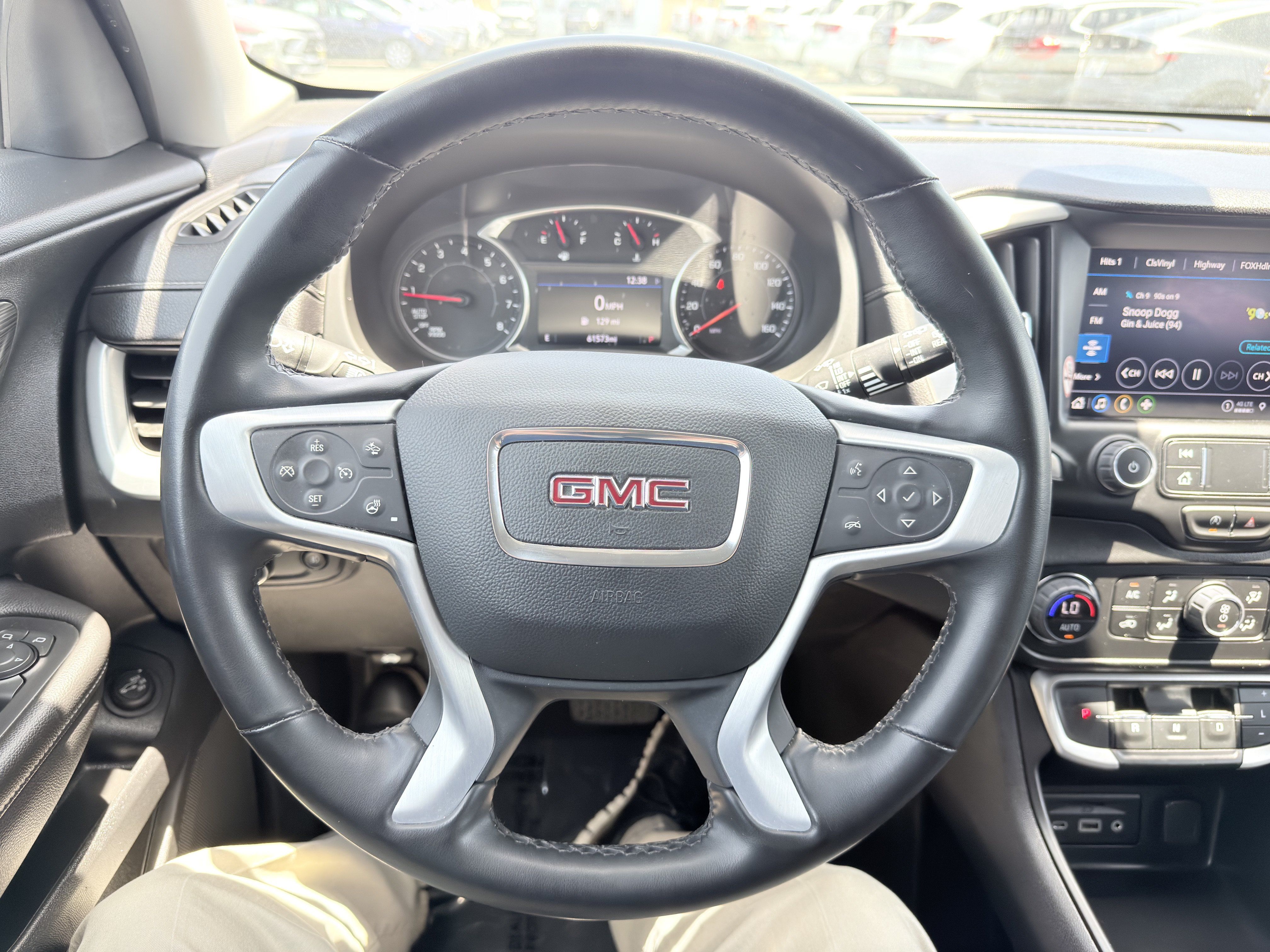 Used 2023 GMC Terrain SLT FWD image 27