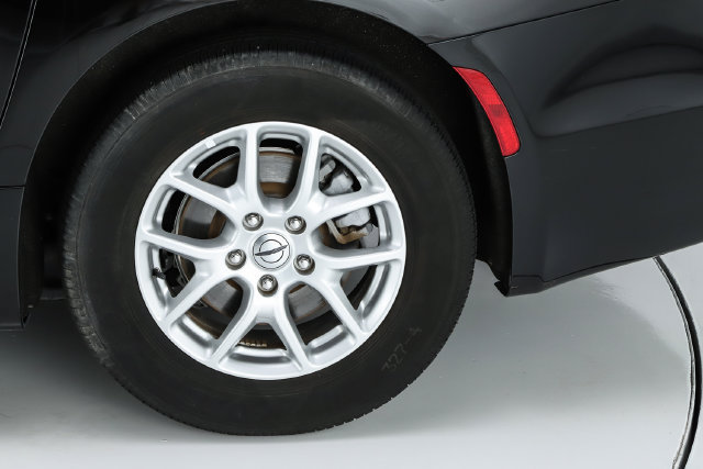 Used 2025 Chrysler Pacifica Select FWD image 8