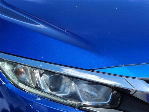 Used 2018 Honda Civic EX image 4
