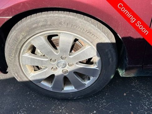 Used 2006 Toyota Avalon XLS FWD image 10
