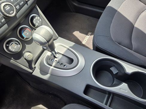 Used 2010 Nissan Rogue SL w/ Premium Pkg image 18