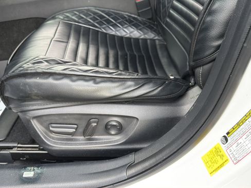Used 2022 Toyota Camry XSE w/ Navigation Upgrade Package FWD image 24