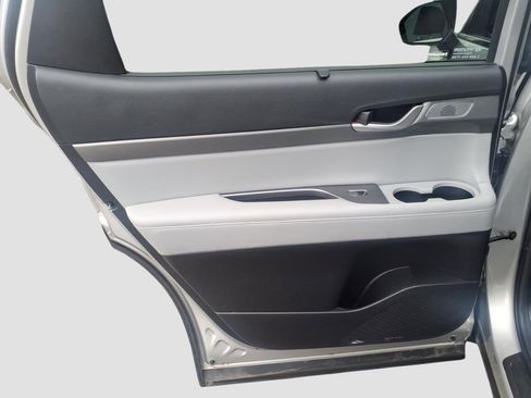 Used 2024 Hyundai Palisade SEL image 15