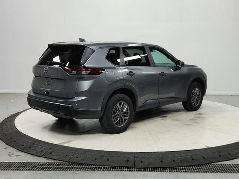 Used 2025 Nissan Rogue S AWD/4WD image 8