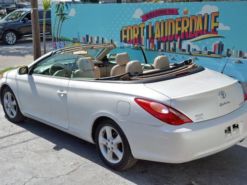 Used 2006 Toyota Solara SLE image 8
