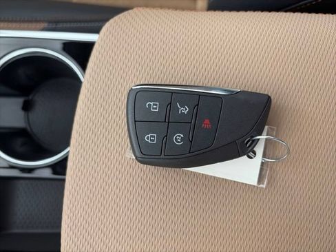 New 2027 Chevrolet Equinox ACTIV w/ Safety and Technology Package AWD/4WD image 26