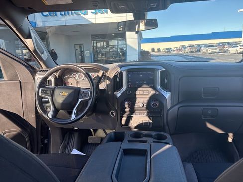 Used 2022 Chevrolet Silverado 1500 LT image 36