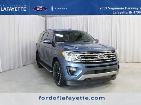Used 2020 Ford Expedition XLT w/ Equipment Group 202A AWD/4WD image 1