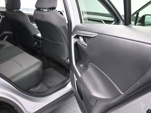 Used 2024 Toyota RAV4 XLE FWD image 12