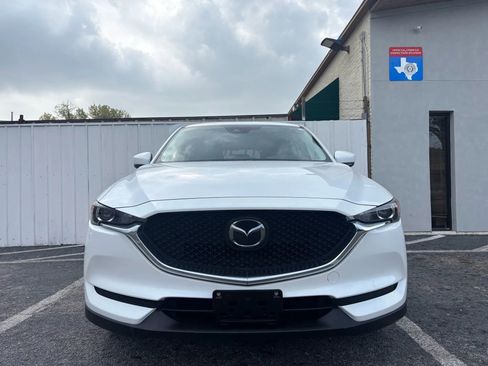 Used 2018 MAZDA CX-5 Touring image 2