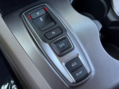 Used 2021 Honda Pilot EX image 29
