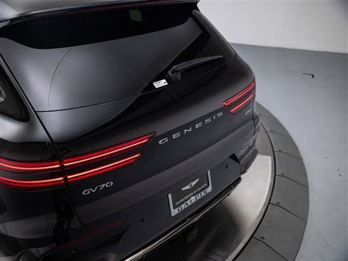 New 2026 Genesis GV70 2.5T Sport Prestige w/ G1 Accessory Package AWD/4WD image 31