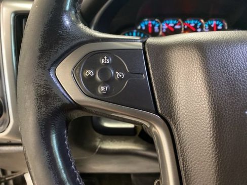 Used 2018 Chevrolet Silverado 1500 LT AWD/4WD image 13