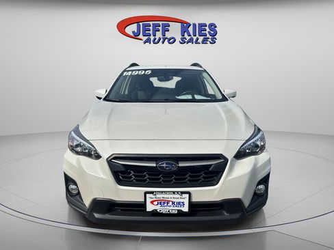 Used 2018 Subaru Crosstrek 2.0i Premium AWD/4WD image 2