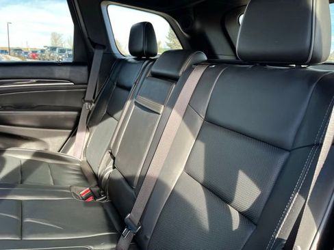 Certified 2021 Jeep Grand Cherokee Overland image 18