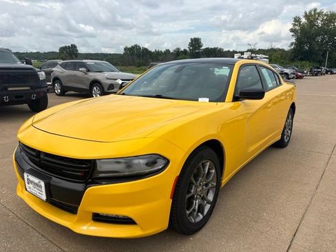 Used 2017 Dodge Charger SXT w/ AWD Plus Group image 7