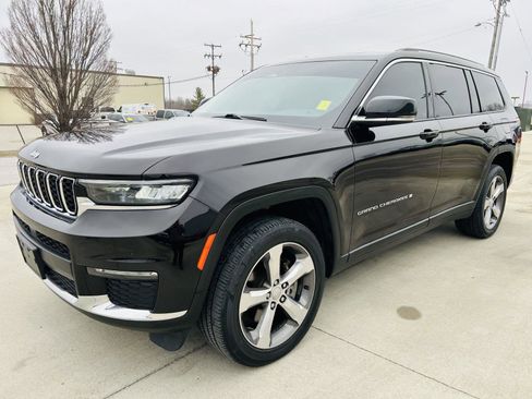 Used 2022 Jeep Grand Cherokee L Limited image 41