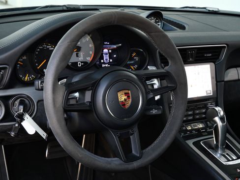 Used 2018 Porsche 911 GT3 image 11