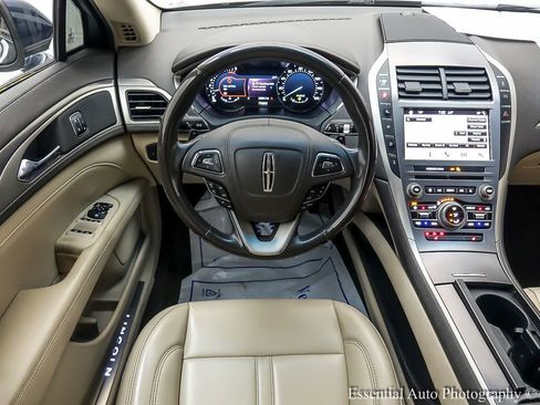 Used 2017 Lincoln MKZ Premiere image 12