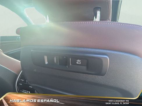 Used 2021 BMW X5 M50i w/ Parking Assistance Package image 32