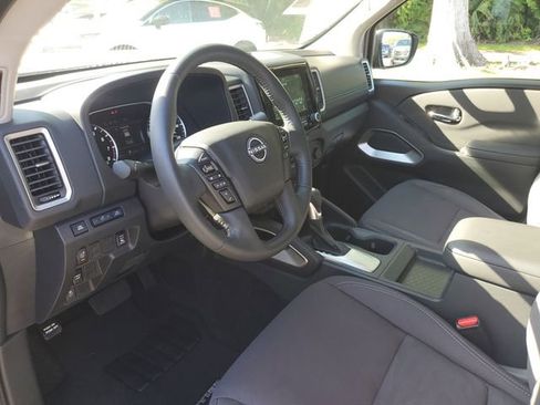 Certified 2024 Nissan Frontier SV w/ SV Convenience Package RWD image 11