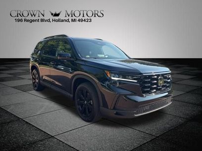New 2025 Honda Pilot Black Edition