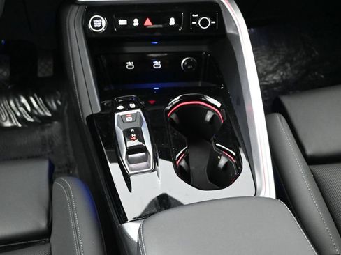 Used 2025 Audi Q5 Premium Plus w/ Premium Plus AWD/4WD image 15