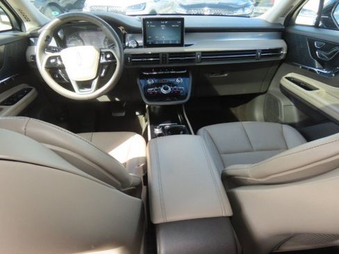 Certified 2022 Lincoln Corsair FWD w/ Premium Package image 22