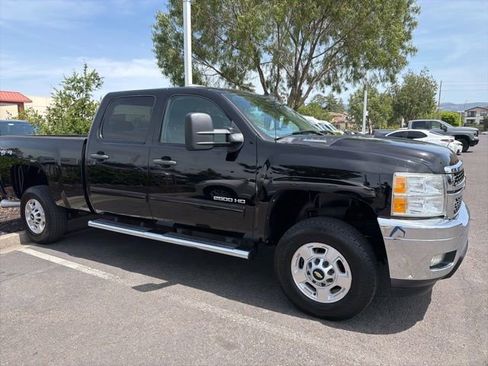 Used 2012 Chevrolet Silverado 2500 LT w/ Interior Plus Package AWD/4WD image 3